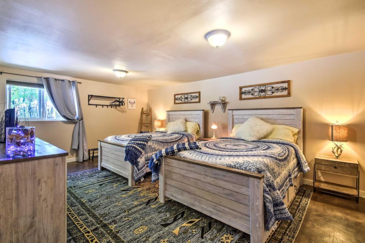 Cozy Home With Media Room Short Walk To Taos Plaza! Dış mekan fotoğraf